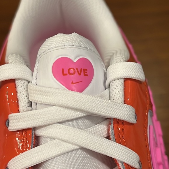 air force heart shoes